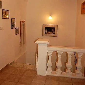 Truva Hotell