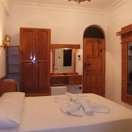 Truva Hotell 3*
