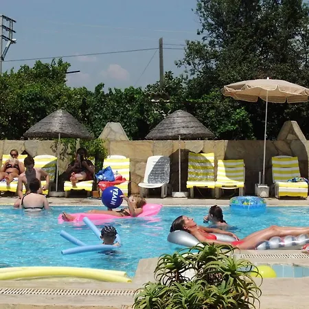 Hotell Truva 3*